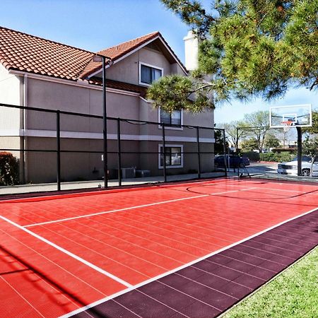 Residence Inn Dallas Las Colinas Ирвинг Экстерьер фото