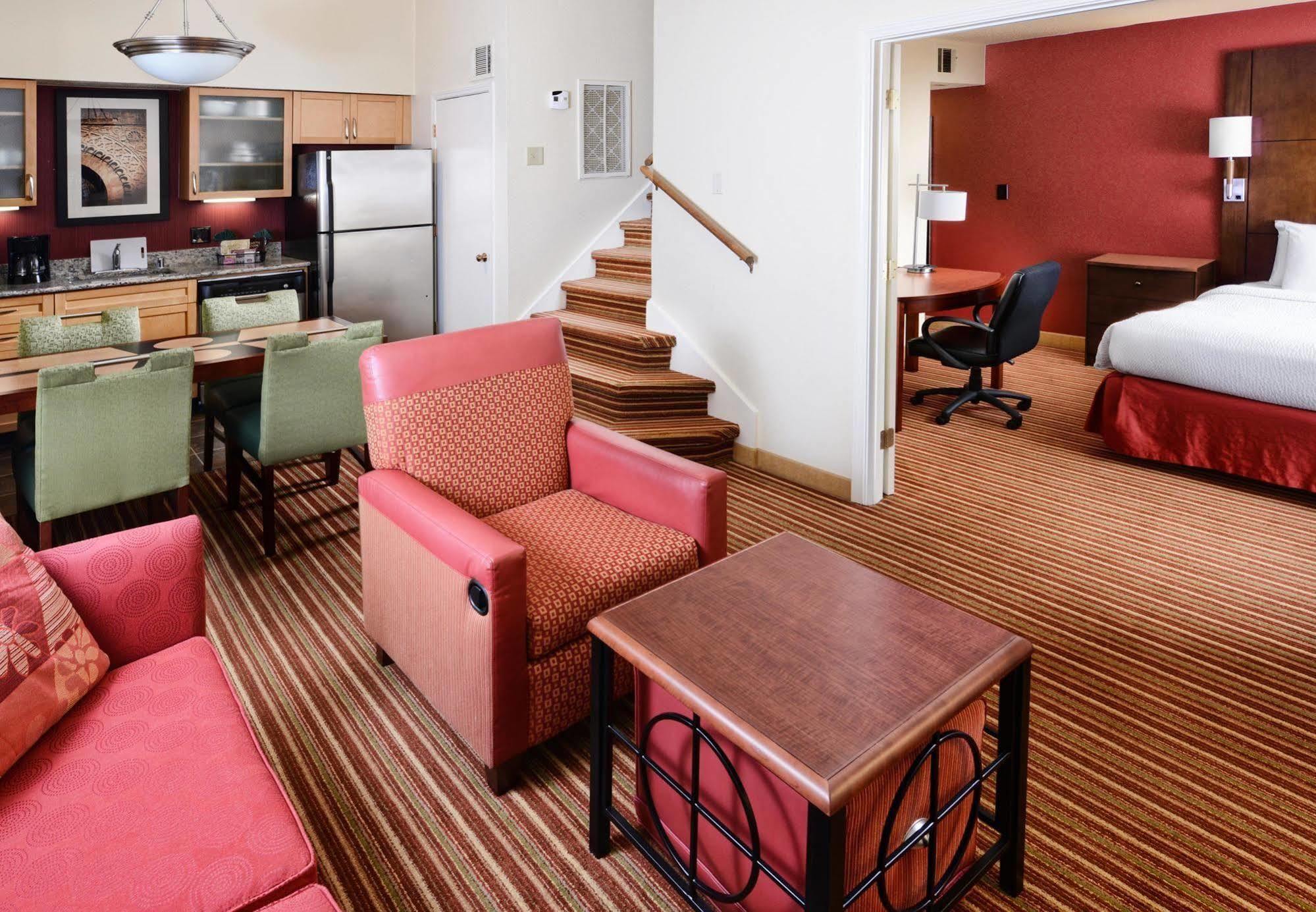 Residence Inn Dallas Las Colinas Ирвинг Экстерьер фото